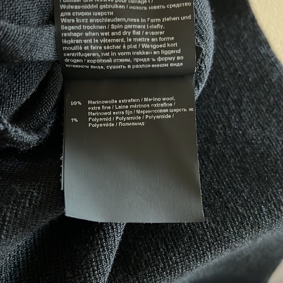 Annette Gortz Merino Wool Sweater - Extra Small - Beautiful Condition - SO COOL - Picture 9 of 9